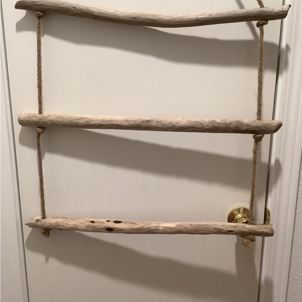 Driftwood Art, Hanging Driftwood Towel, Blanket Holder , Driftwood Coastal Art - Picture 4 of 8